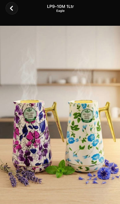Premium Thermal Flask – Elegant Golden & White Design 👑🤍✨